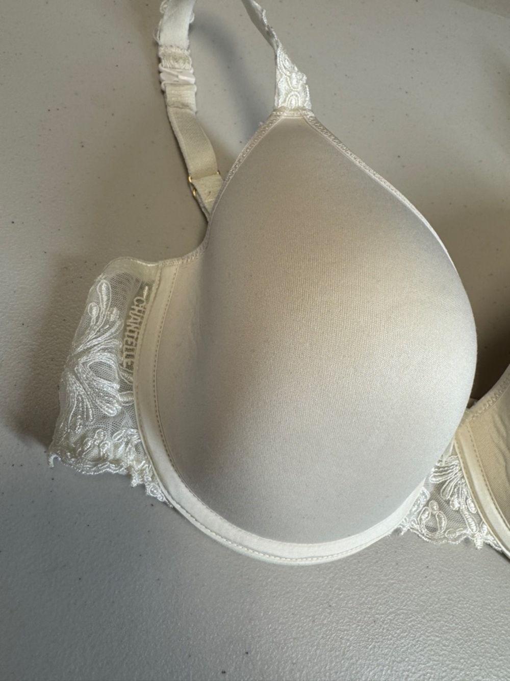 Chantelle White Lace Bra Molded Cups Underwire Full Coverage Feminine - Picture 4 of 16